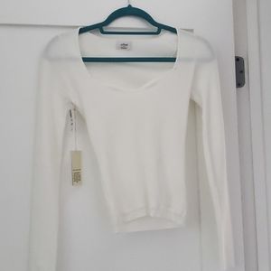 Wilfred NWT off white top